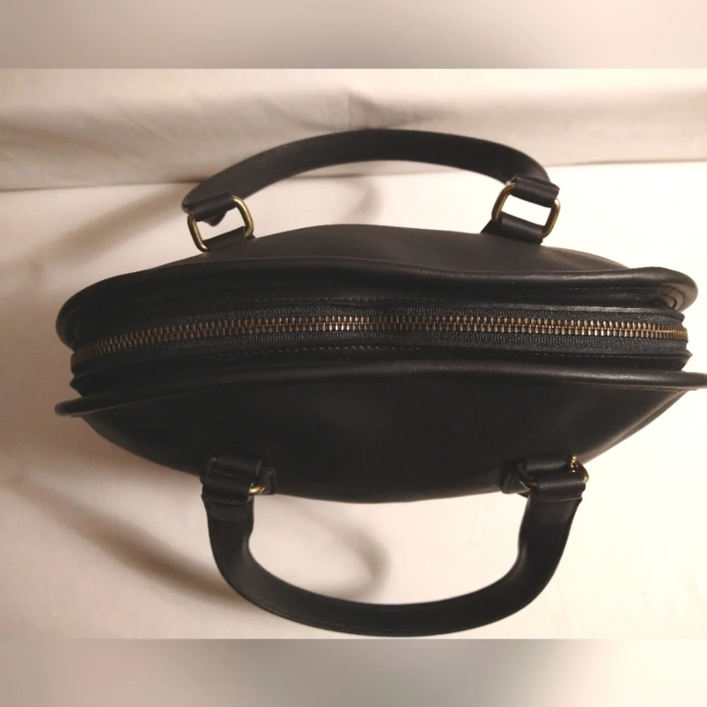 AUTHENTIC NEW VINTAGE COACH LARGE PELHAM BAG (#9958) BLACK (NWT) *FINAL SALE* - Picture 2 of 10